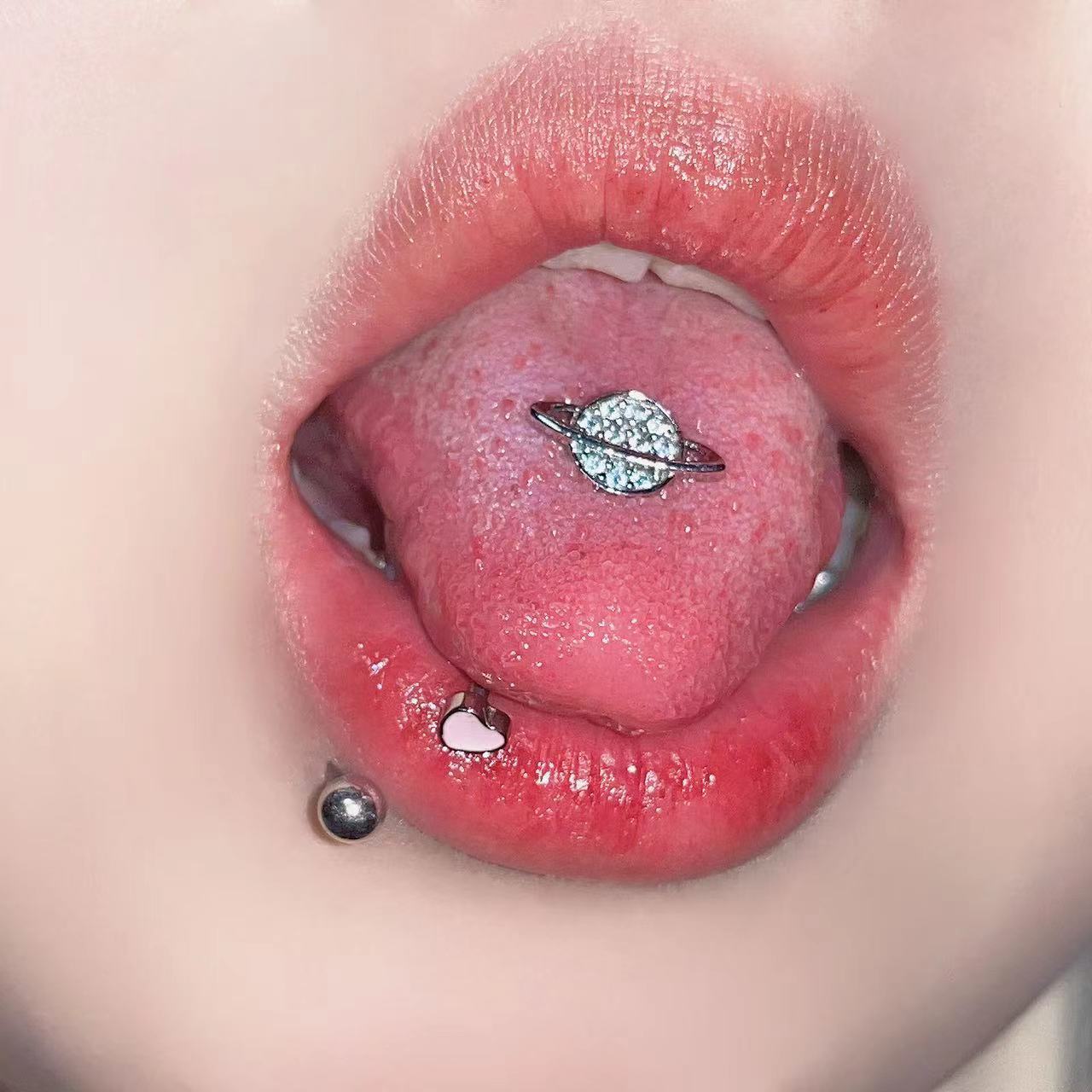 1 Peça Piercing de Língua em A - Body Jewelry And Piercing avaliação e preço